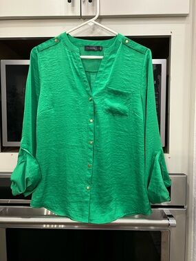 Limited Green Button-Front Women's Blouse with gold buttons 💚